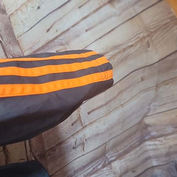 Nwot Adidas hooded windbreaker sz small - Picture 4 of 6